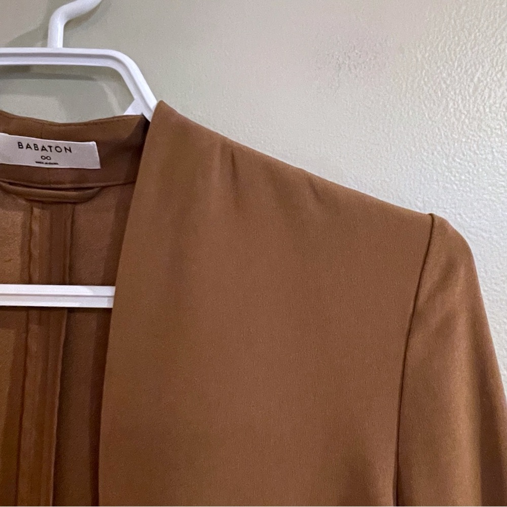 Babaton Power Waist Blazer - Picture 2 of 12